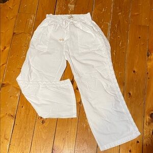 White Cropped Pants